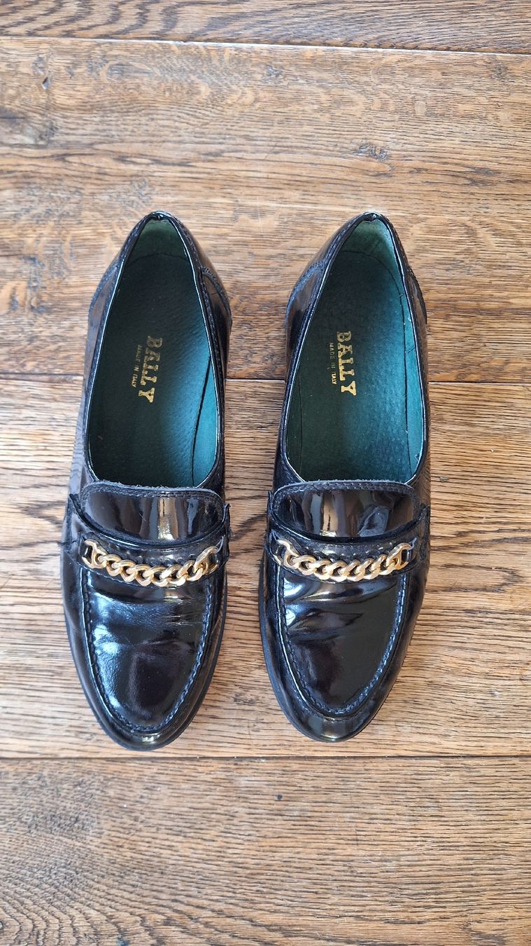 Bally Scarpe per ragazzi: Vintage Kinder Lackschuhe von Bally, Gr. 36 – Usato da Bremgarten AG venduto da Charlotta01 1