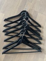 Holzkleiderbügel schwarz