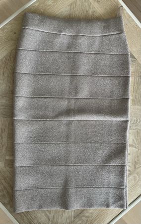 BCBGMAXAZRIA Bandage Rock, Grösse XS, Glitzer!