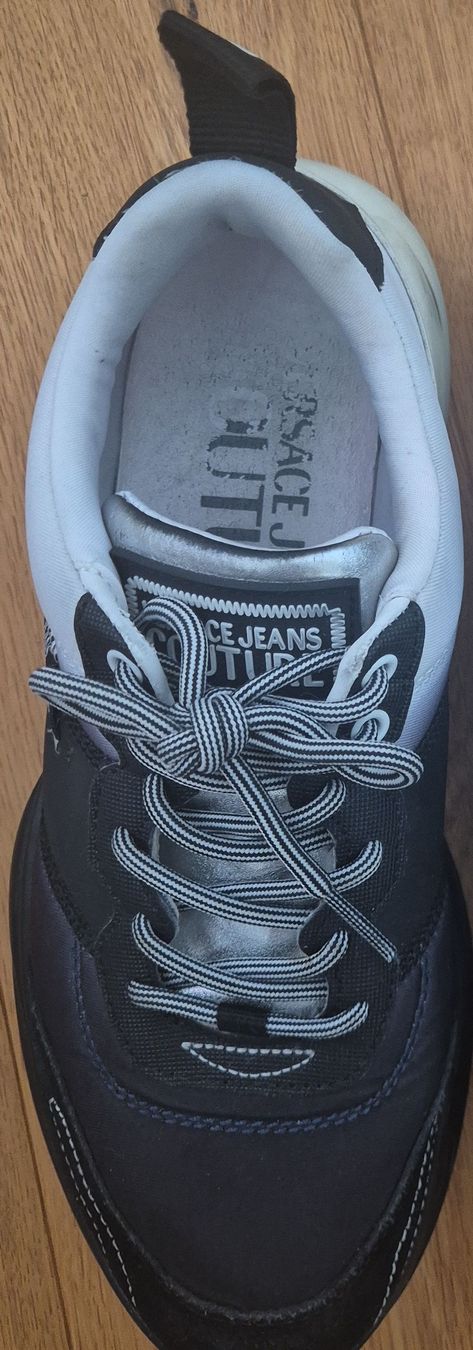 Versace Scarpe da uomo: Versace Jeans Couture Sneaker schwarz Grösse 41 – Usato da Bubikon venduto da NaralieG