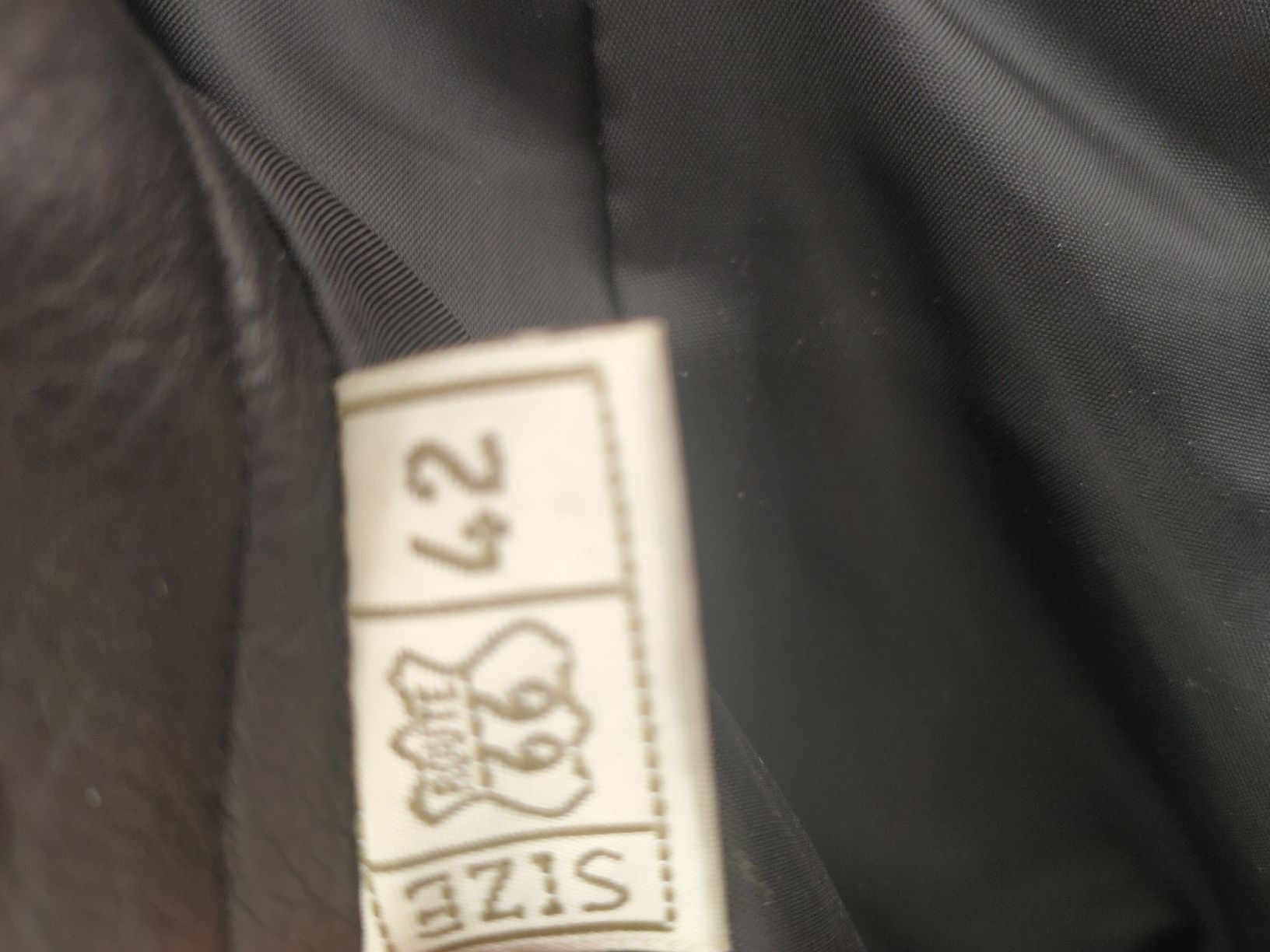 Pantaloni: Schwarze Lederhose Gr. 42, echtes Leder – Nuovo (secondo la descrizione) da Oberwil b. Büren venduto da 3298Oberwil 2