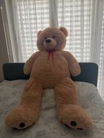 XXL Teddybär Billy mit Schleife 160cm
