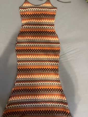 Strickkleid im Boho-Stil, Gr. S, perfekt für den Sommer ☀️