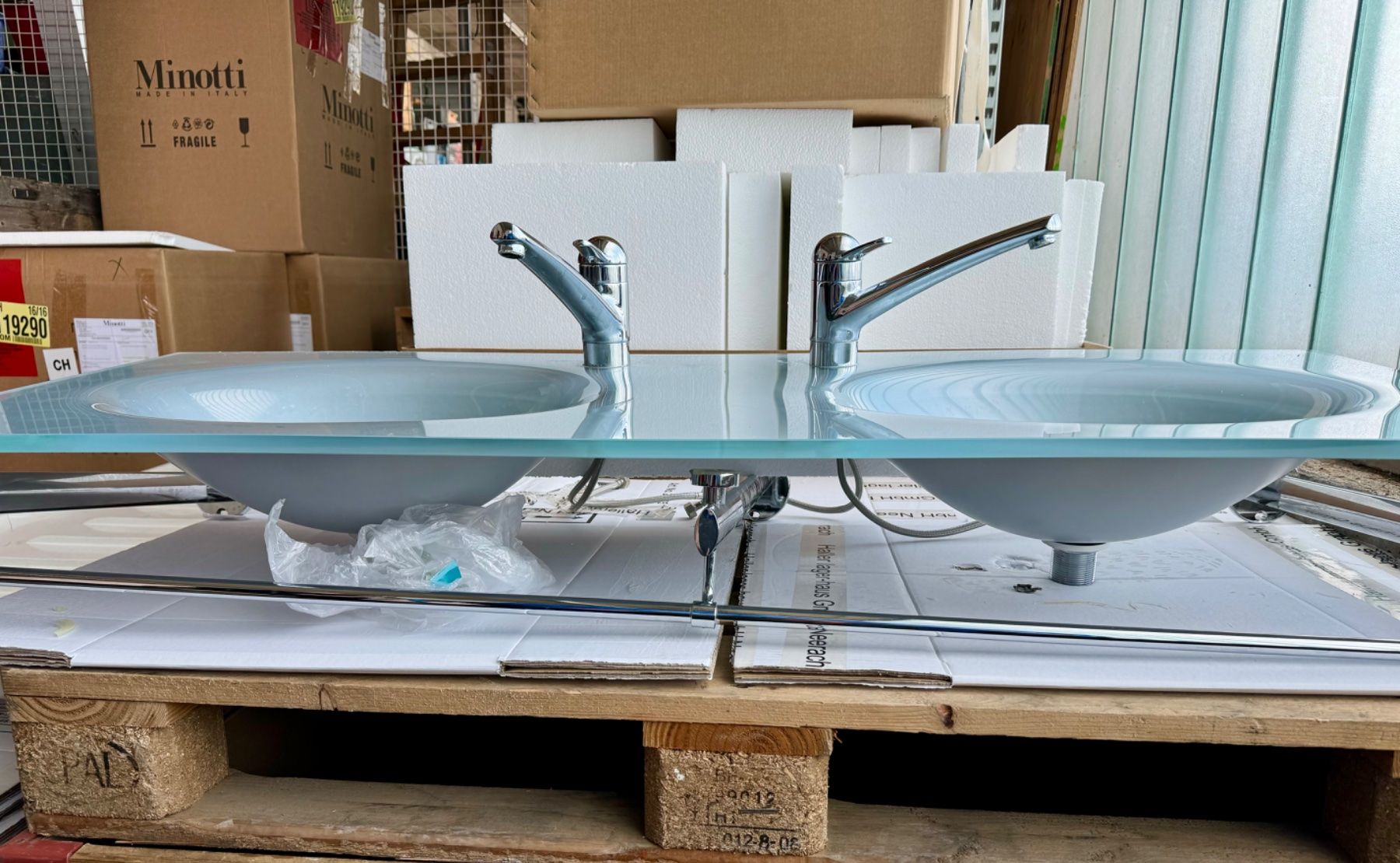 Eviers & lavabos: Hochwertiges Designer Lavabo Doppelwaschtisch. Glas / Türkis – D'occasion à Zürich par Nobs1 1