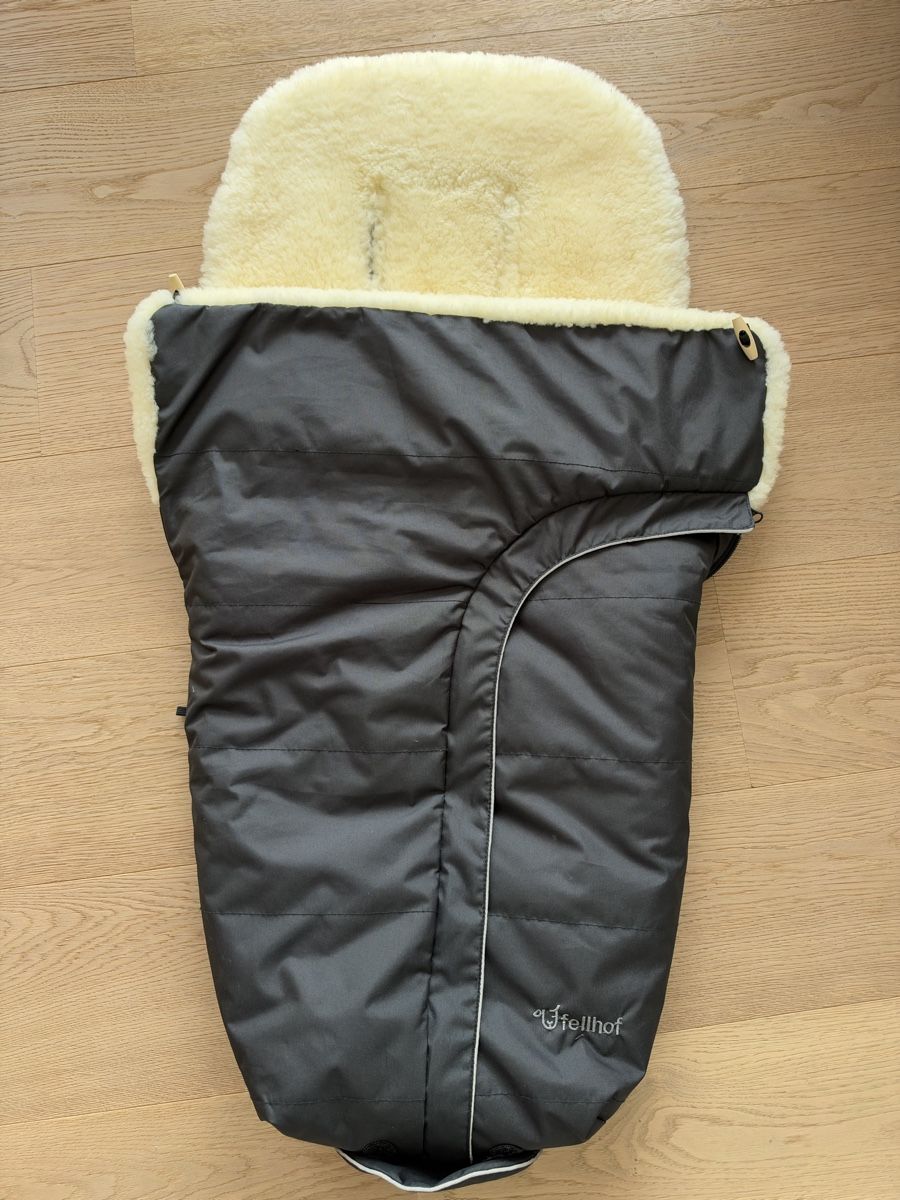 Fellhof Schlafsäcke: Lammfell Fusssack  – Neu (gemäss Beschreibung) aus Fehraltorf von california97 1