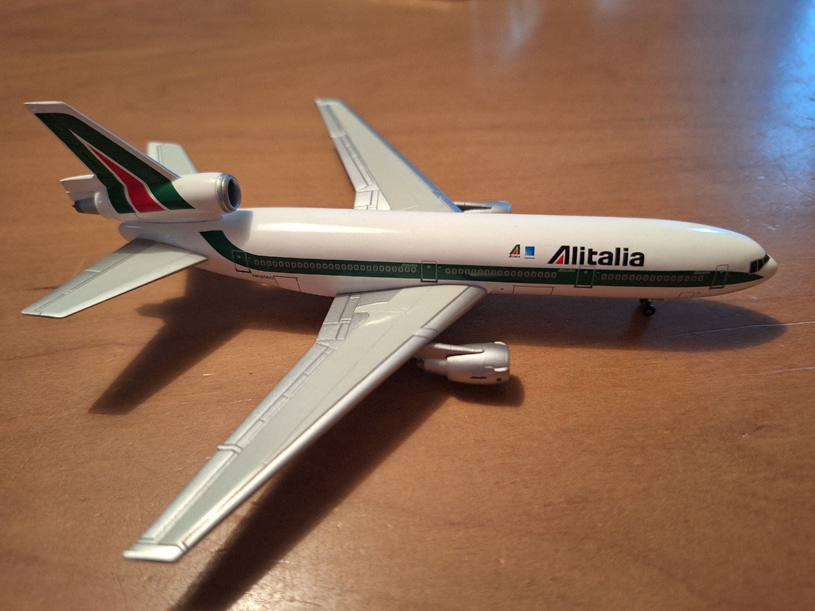 Kit di modellismo & Modellini statici: DC-10-30 Alitalia / Continental 1:400 Special Version – Usato da Sargans venduto da nicsam1815 2