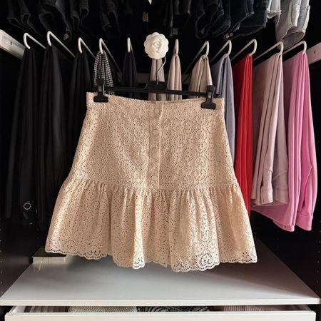 Sandro Minirock aus Spitze, Beige Sommer Rock!