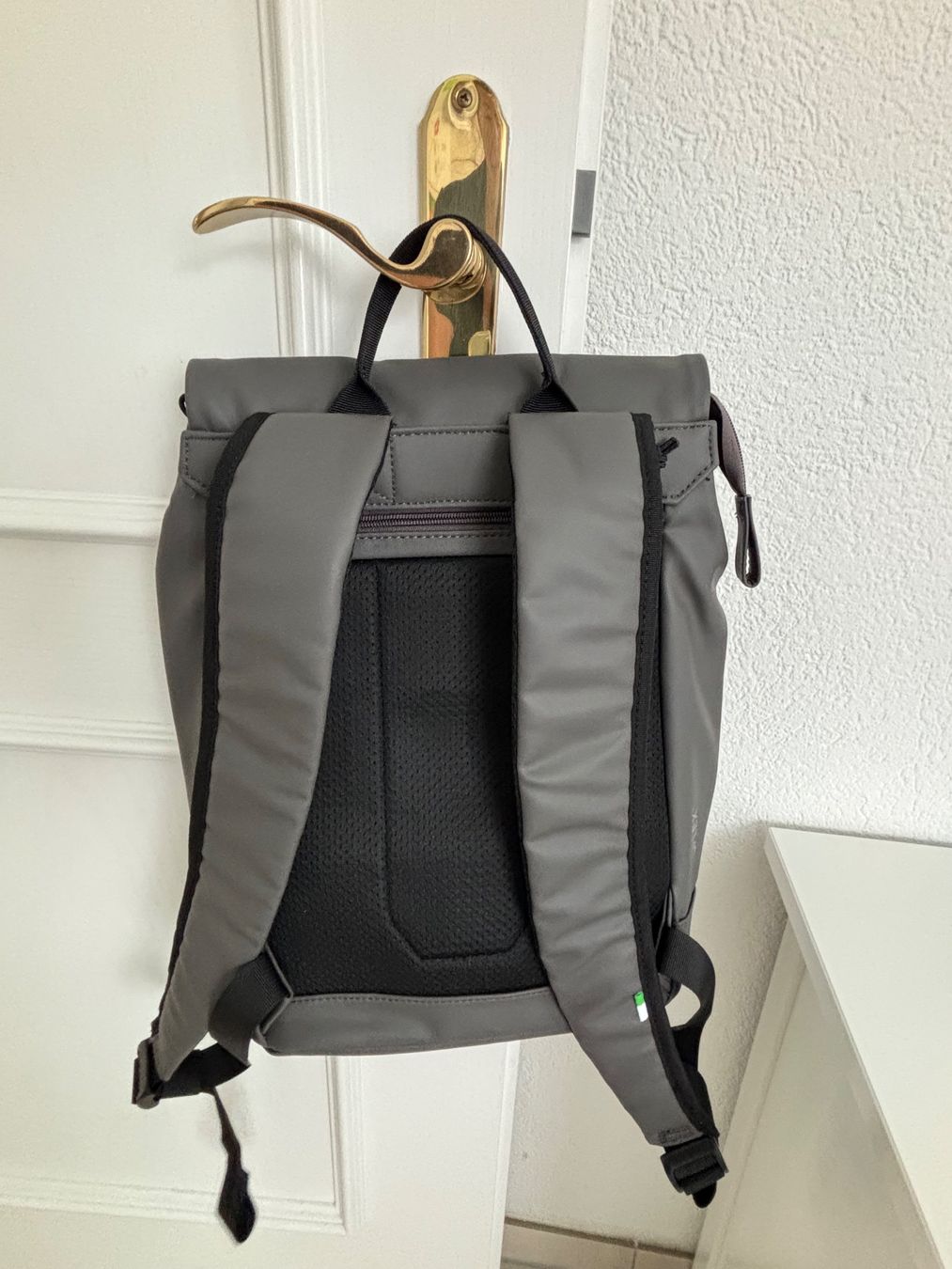 Zwei Zaini: Rucksack / Tagesrucksack CARGO CAR130 STONE – Nuovo (secondo la descrizione) da Waltenschwil venduto da Schmetterling2015 1