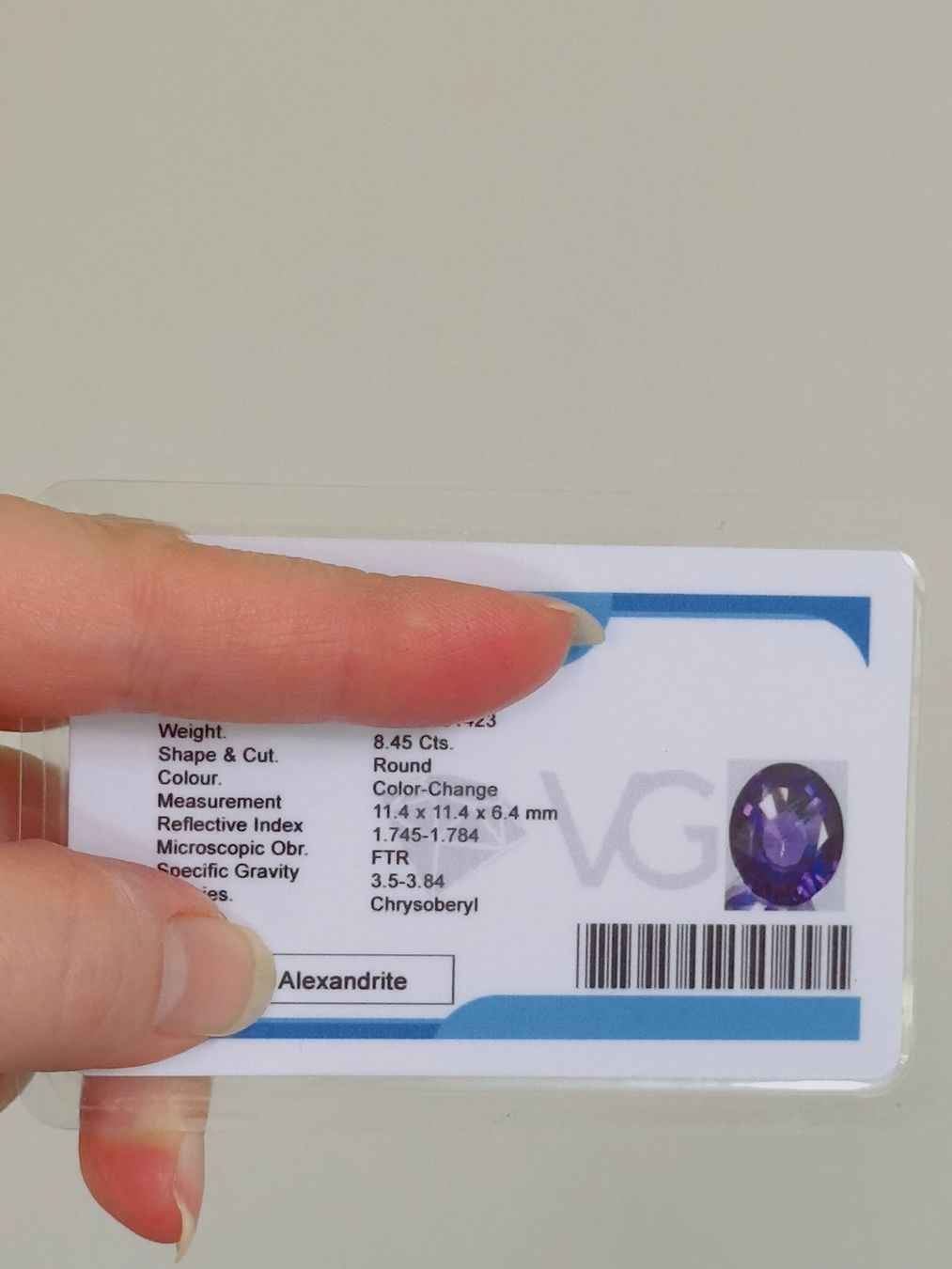 Edelsteine: 8.45 Ct Color Change Round Cut Certified – Neu und originalverpackt aus Genève von AWWA 9