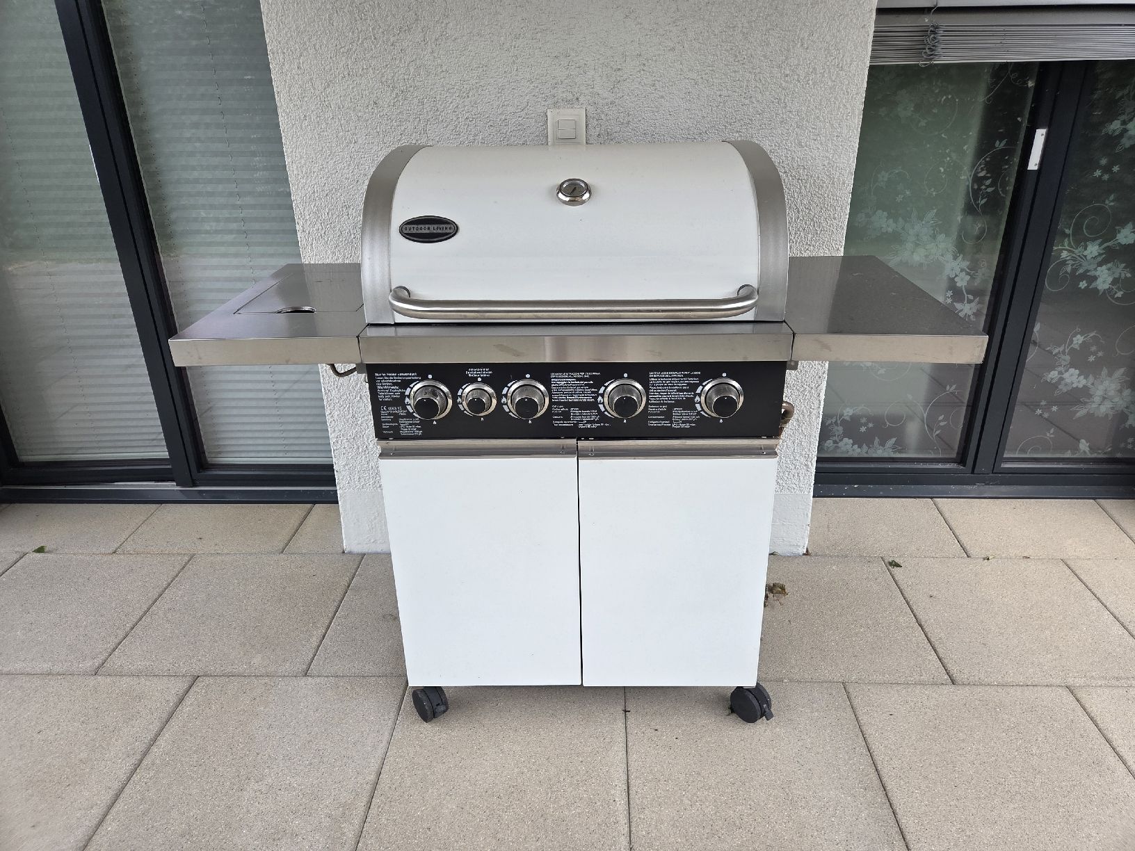 Katzenklappen: Grill – Gebraucht aus Rickenbach-Sulz von Bacardibabe