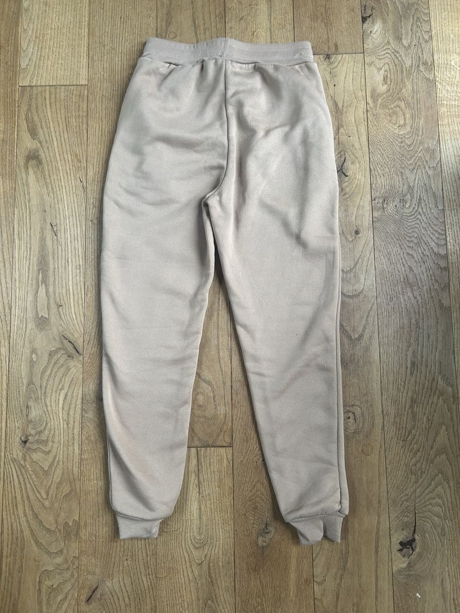 Shein Pantaloni: Jogginghose beige Grösse M von SHEIN  – Usato da Frauenfeld venduto da jae_vs6j 7