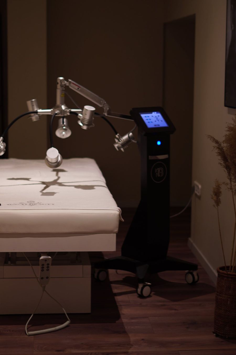 Attrezzature mediche: 6D Lipolaser Gerät – Usato da Luzern venduto da schuhparadies159 2
