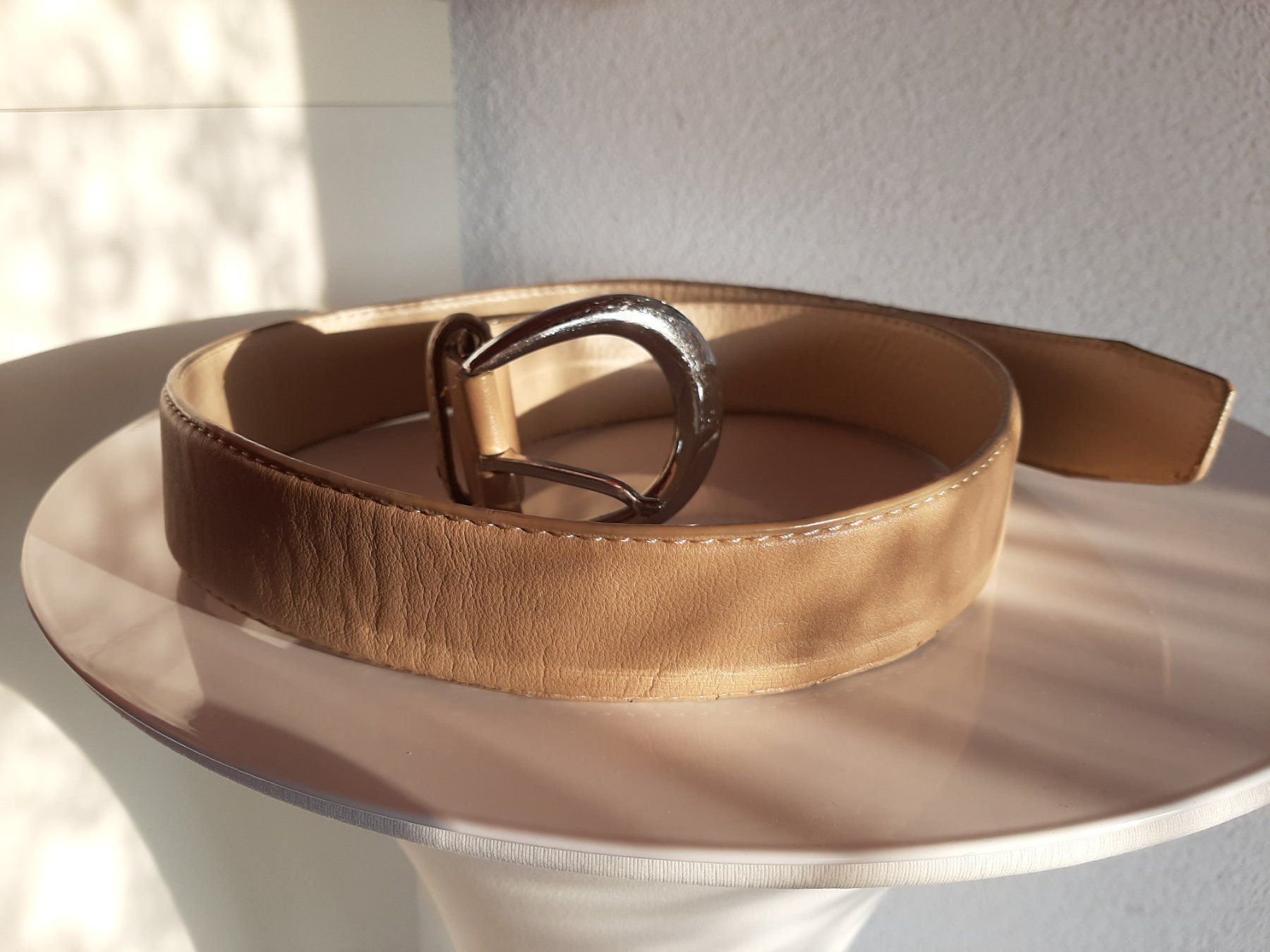 Gürtel: Damengürtel, hellbraun 96 cm – Gebraucht aus Oberlunkhofen von dreihaselnuesse