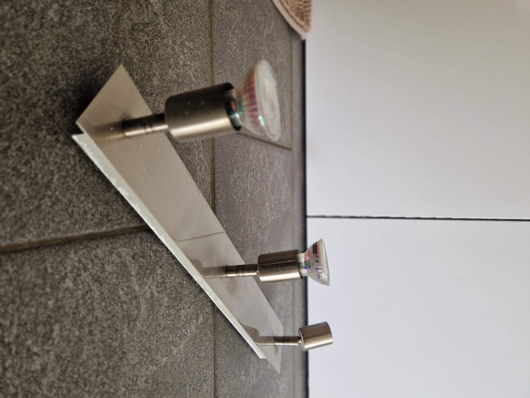 Fischer & Honsel Lampadari & plafoniere: FISCHER - ORBIT 3-flammiges Spotbalken – Usato da Aadorf venduto da Sundg 2