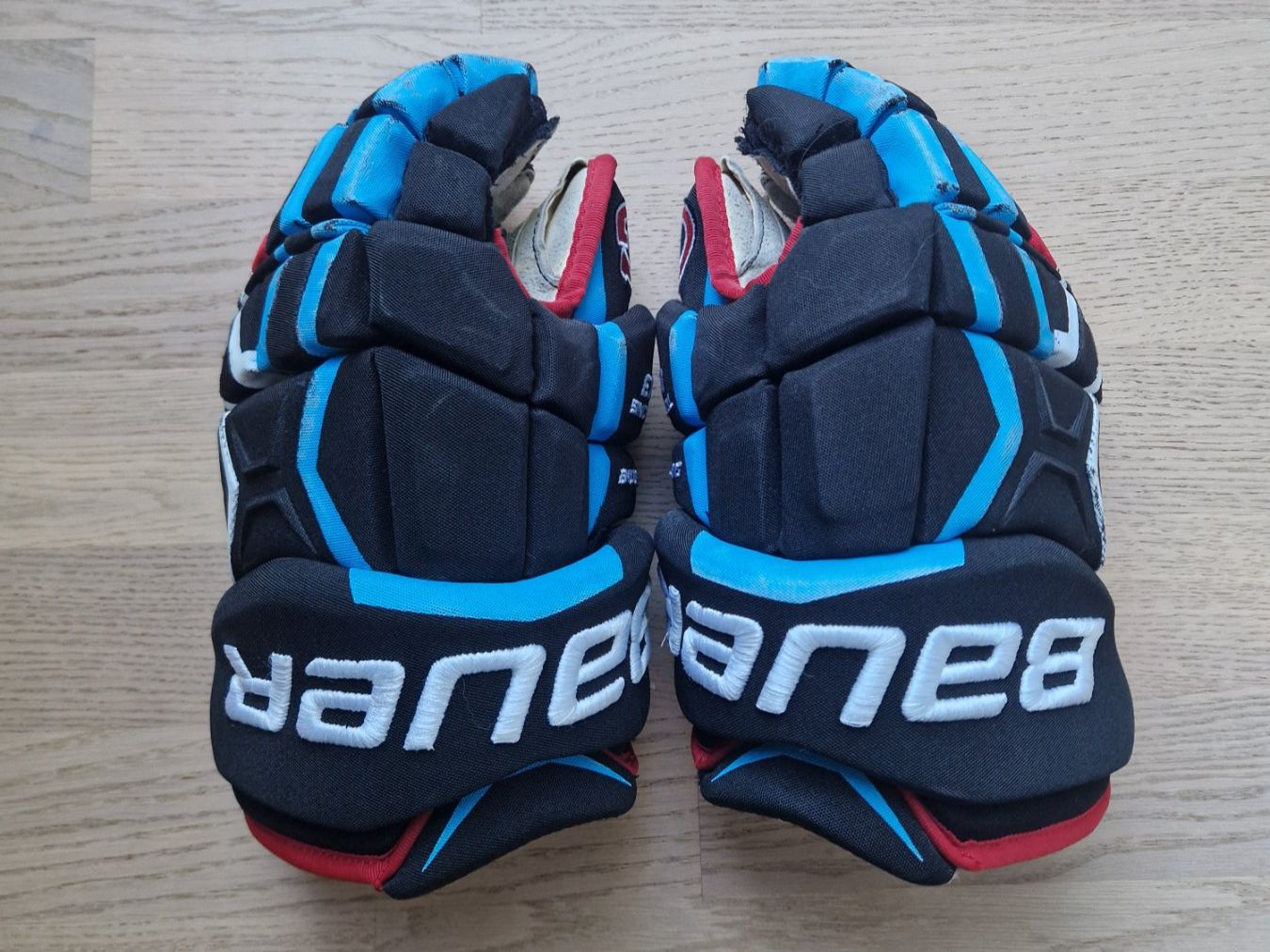 Bauer Guanti & manicotti: Gottéron Eishockey Handschuhe – Usato da Granges-Paccot venduto da Dy01na 1
