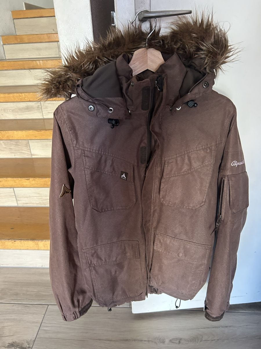 Alprausch Jacken: Alprausch Winterjacke Gr. S – Neu (gemäss Beschreibung) aus Willisau von Geissbock11