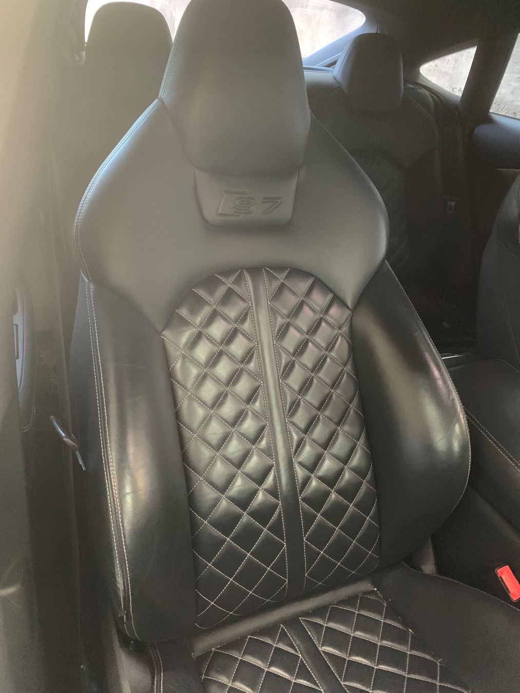 Tutti pezzi di ricambio auto: Interieur Sitzgarnitur Audi S7 4G – Usato da Schaffhausen venduto da MesicMotors 2