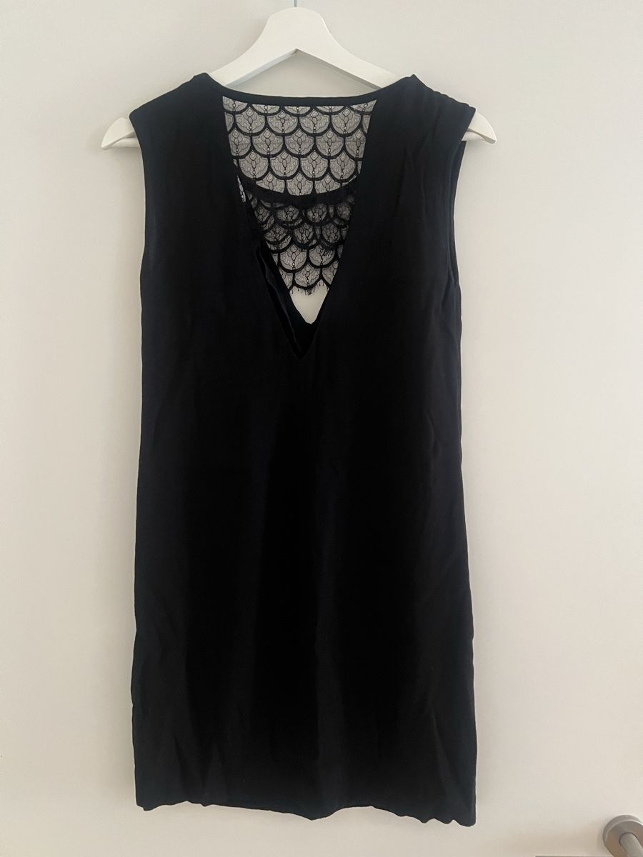 Sandro Robes: sandro Kleid mit Spitze – Neuf (Voir description) à Zürich par Honeybee7 1
