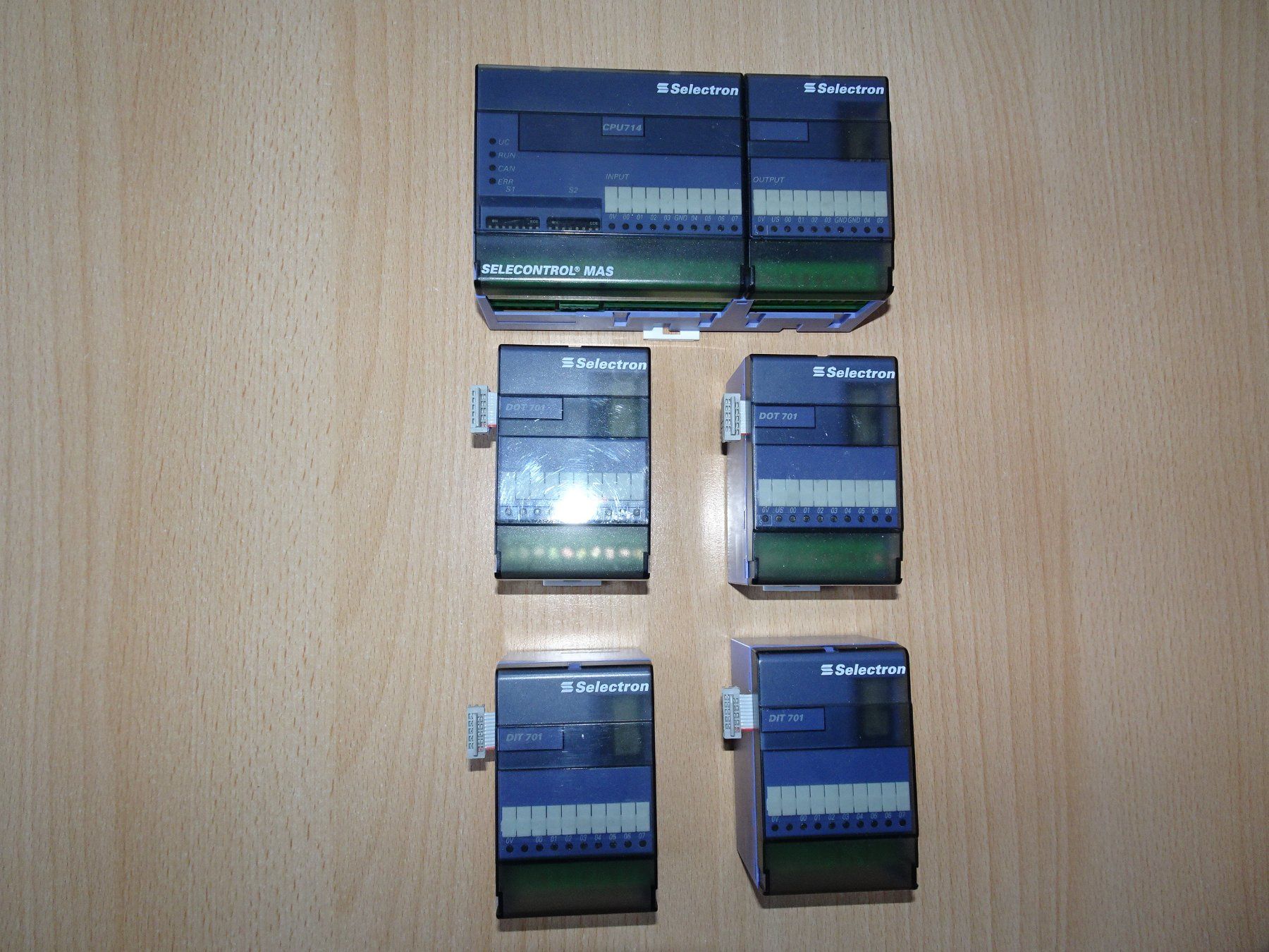 Sistema di controllo: MAS CPU 714 mit Erweiterungsmodulen SELECTRON – Usato da Suberg venduto da Harwei