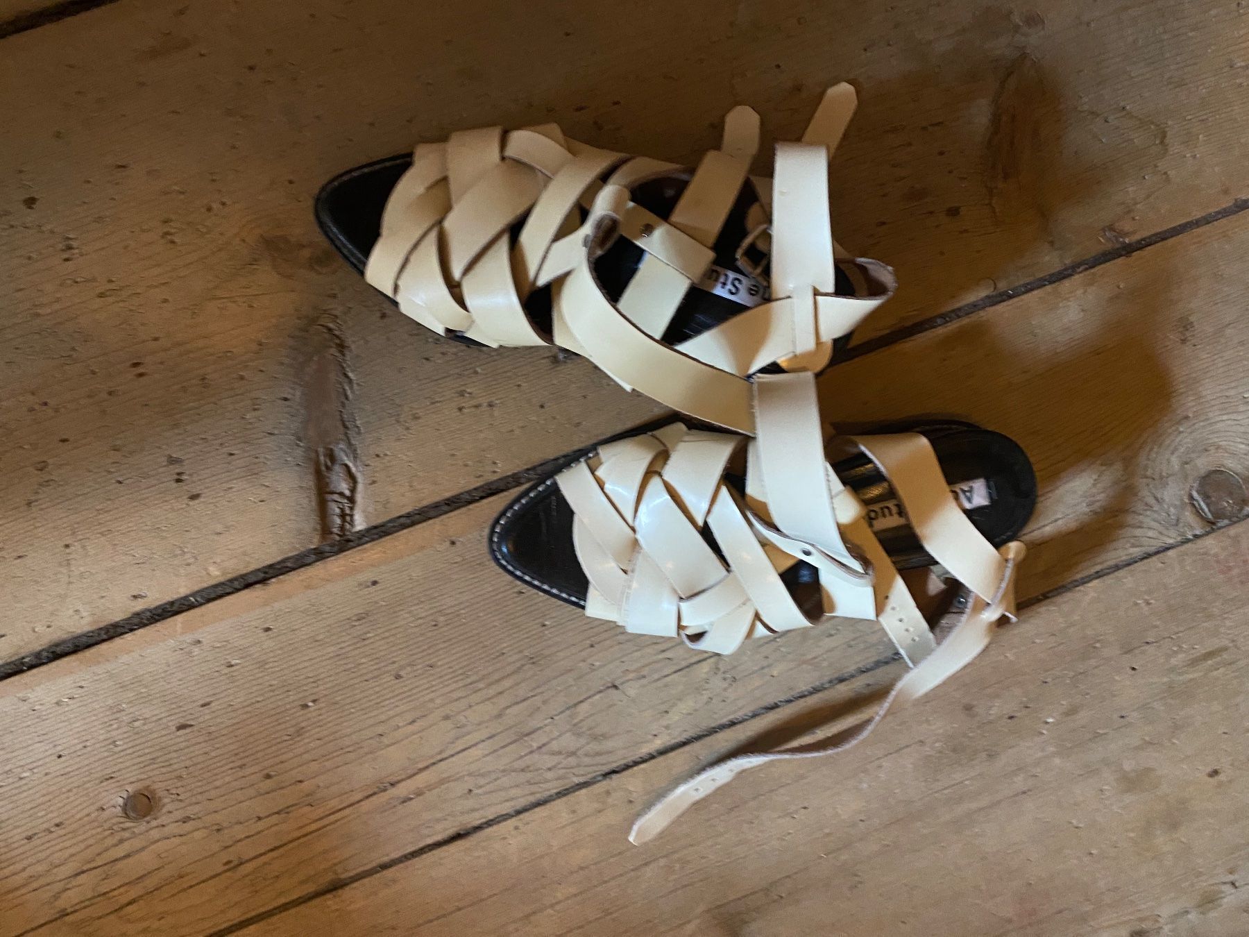 Acne Studios Scarpe da donna: Sandalen von Acne Studios – Usato da Küblis venduto da mad_b2bw 6