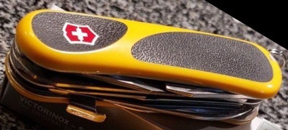 Victorinox Taschenmesser: Victorinox - Evolution Grip S17 (mit Feststellklinge) – Neu und originalverpackt aus St. Gallen von Flimmerstube