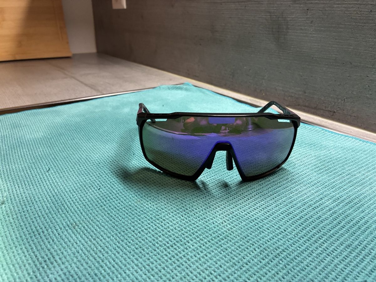 Uvex Occhiali & Lenti: Sportbrille Uvex mit Etui – Usato da Mitlödi venduto da meyer-sabrina 4