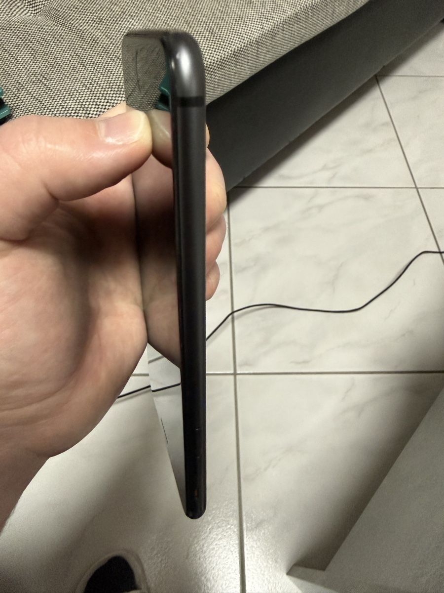 Apple Telefoni cellulari / Smartphones: iPhone 8 Plus 256Go Black – Usato da Payerne venduto da Kikas 6