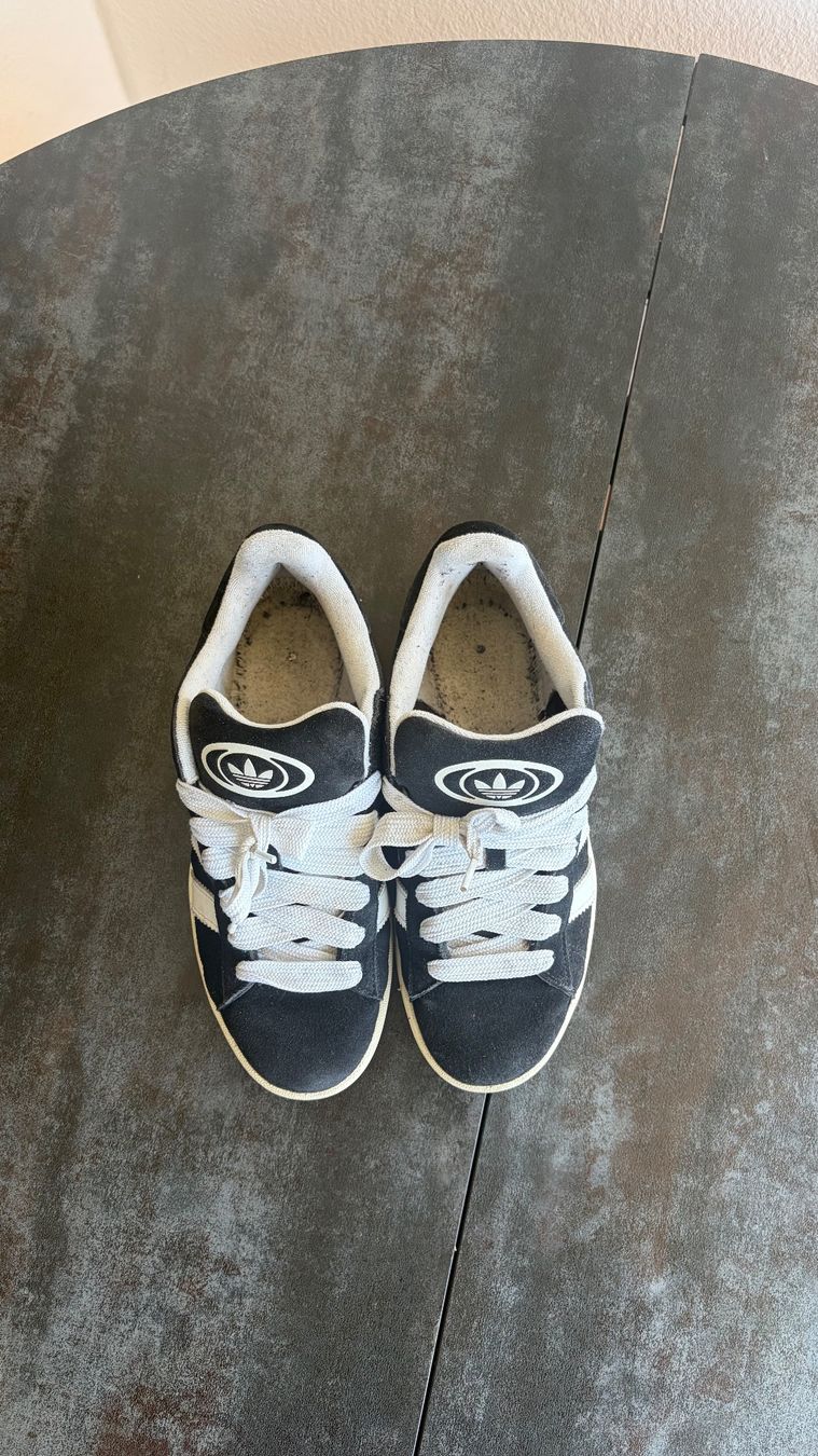 Adidas Herrenschuhe: Adidas Campus Schwarz Weiss Sneaker Gr. 42 – Gebraucht aus Zürich von mat_bcg2 2