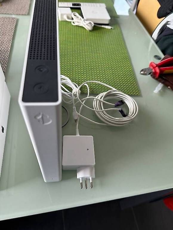 Modem & Router: Swisscom Internet Box 3 – Usato da Longirod venduto da asterisqume 1
