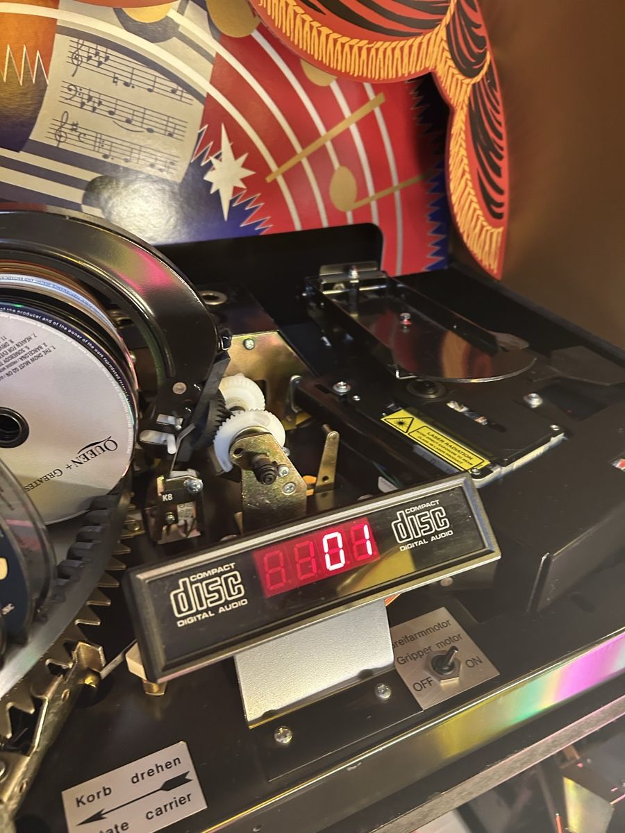 Wurlitzer Jukebox: Wurlitzer One More Time CD 100 – Usato da Muri AG venduto da Jaguar96 4