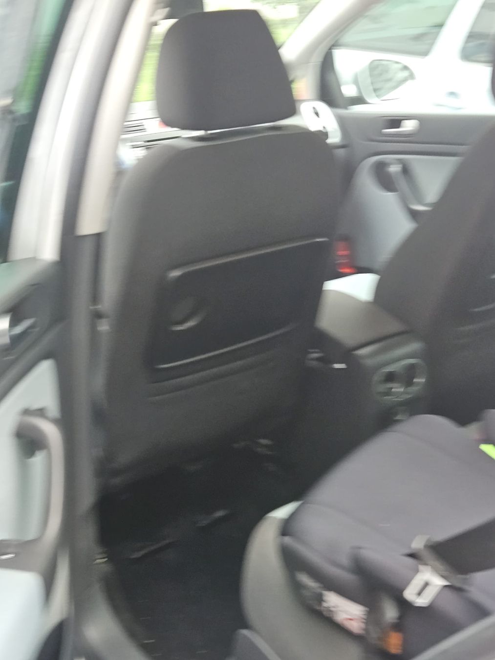 VW Automobili: VW Golf 5 Plus Cross – Usato da Zürich venduto da ica81 8