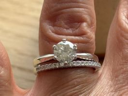 Luxus 1 ct.17/7 Ring Silber Moissanite und Zirkonia Ring