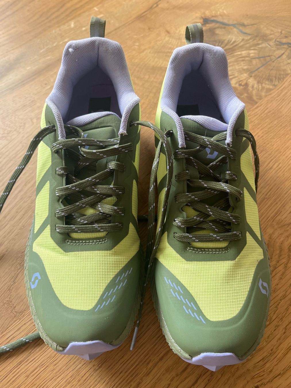 Scott Chaussures femmes: Original Scott Turnschuhe Gr. 39 – D'occasion à Kehrsatz par maus2405