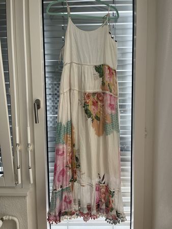 Wunderschönen Kleid von Farm Rio neuwertig 