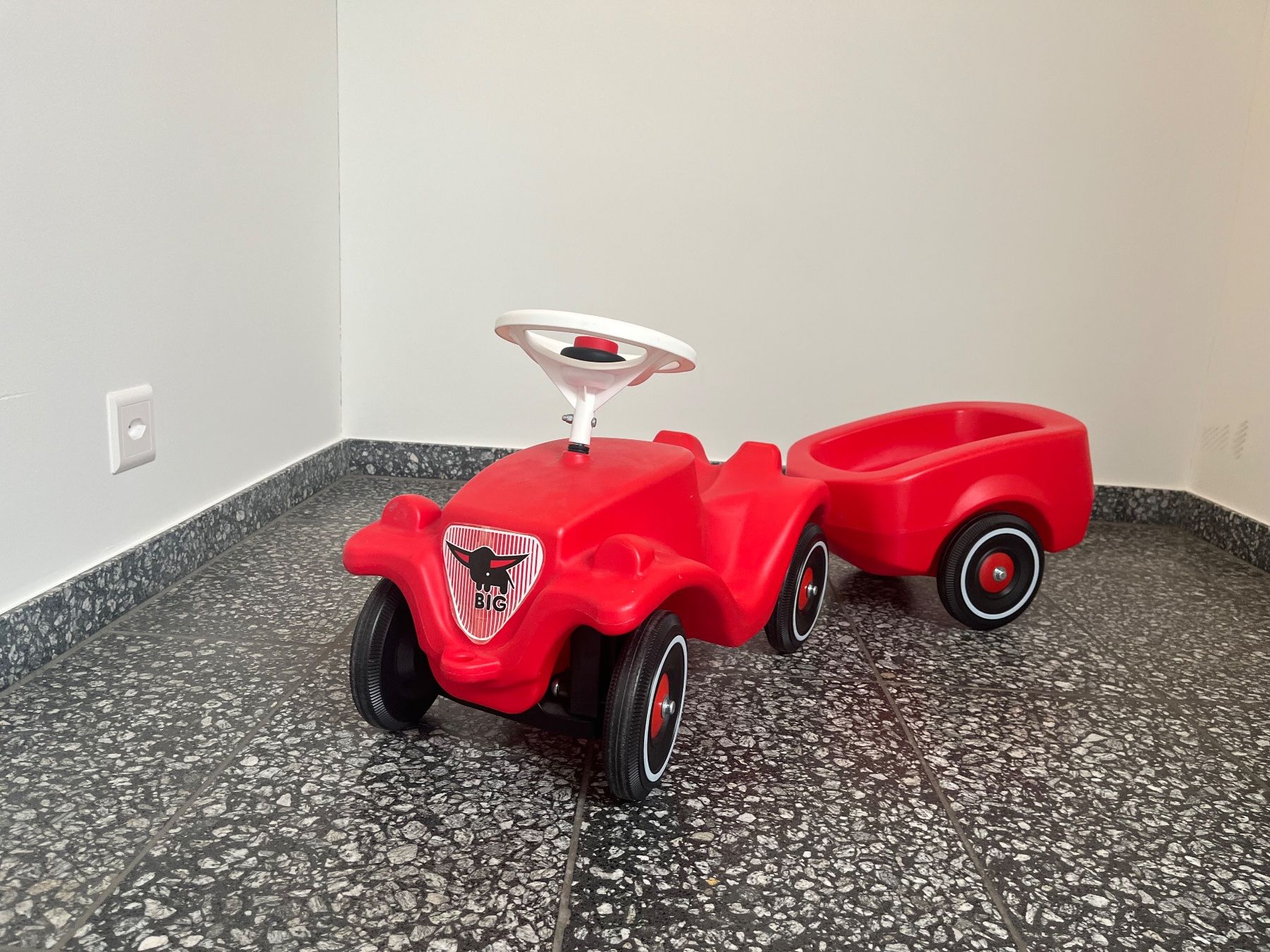 Big Fahrzeuge für Kinder: Bobby Car mit Anhänger – Gebraucht aus Zürich von JiFli 1