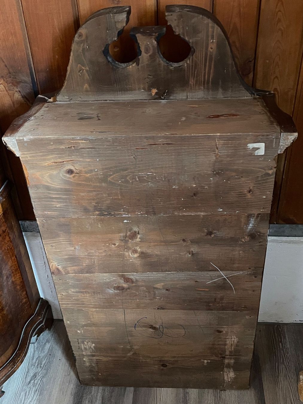 Vetrine: Antike Wandvitrine in gutem Zustand – Usato da Volketswil venduto da rubin74 5