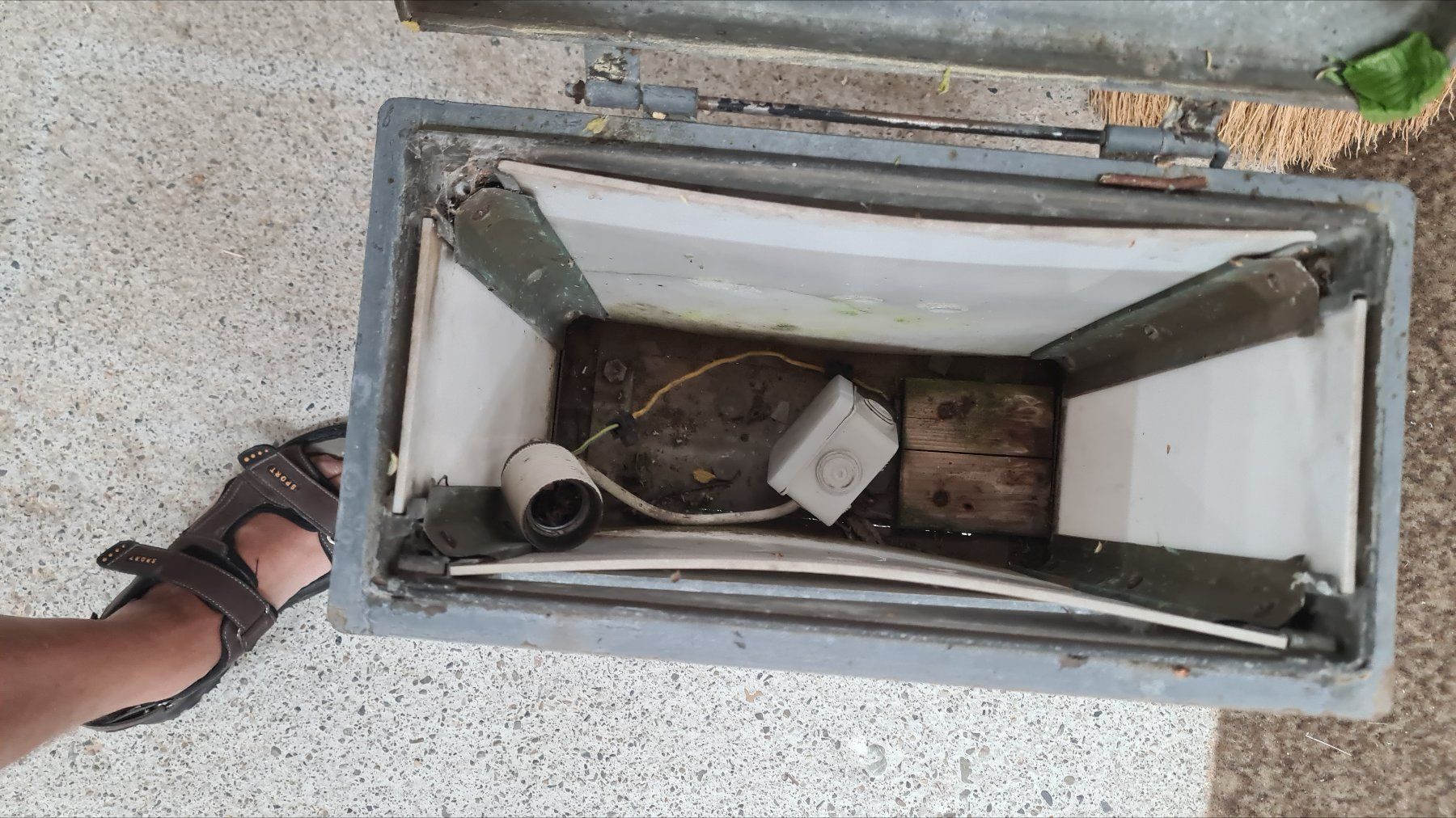 Lampade: Alte Gleisbeleuchtung – Usato da Hombrechtikon venduto da Arica1 6