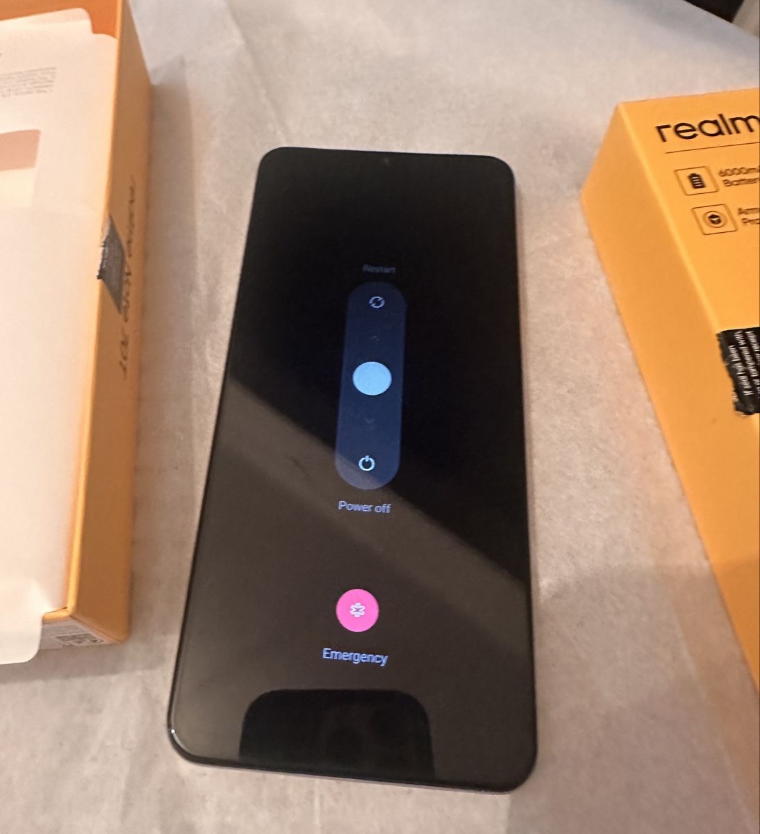 Smartphone Realme Note 70T Beach Gold 4 Go 64 Go neuf (Neuf avec ...