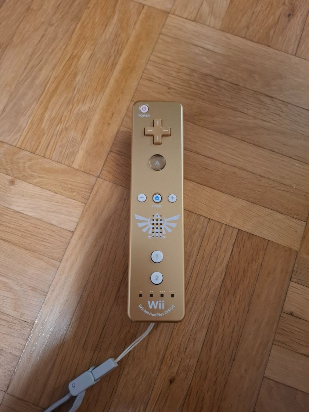 Nintendo Controller: Nintendo Wiimote Zelda Edition – Usato da Gipf-Oberfrick venduto da Konsolen_Colin