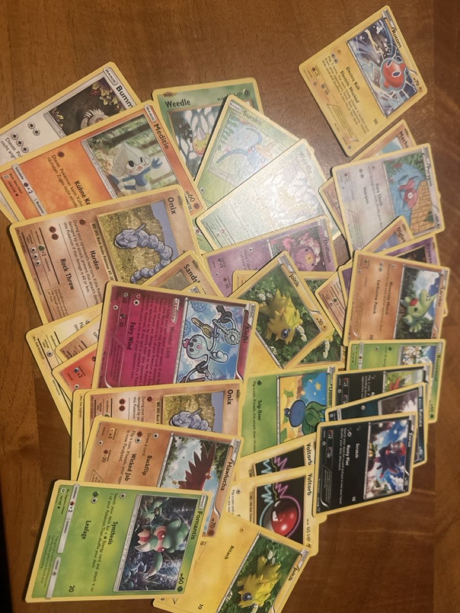 Pokémon Carte collezionabili: 2015-2017 Pokemon Konvolut 30 Karten – Usato da Villnachern venduto da eli_5dxq