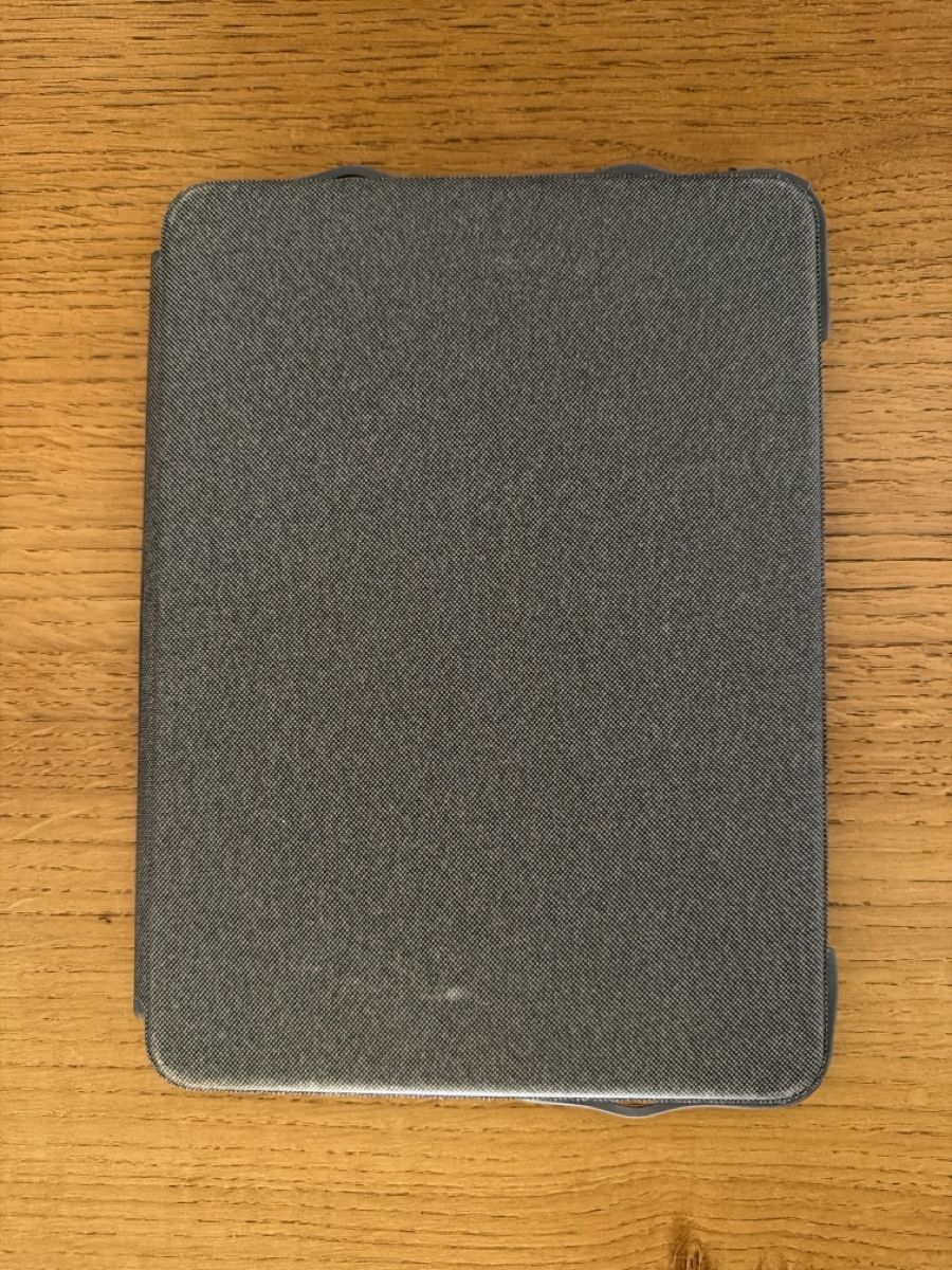 Logitech Tastiere: Logitech Keyboard Case for iPad Pro 11 inch Used – Usato da Lausanne venduto da atr_v2dq