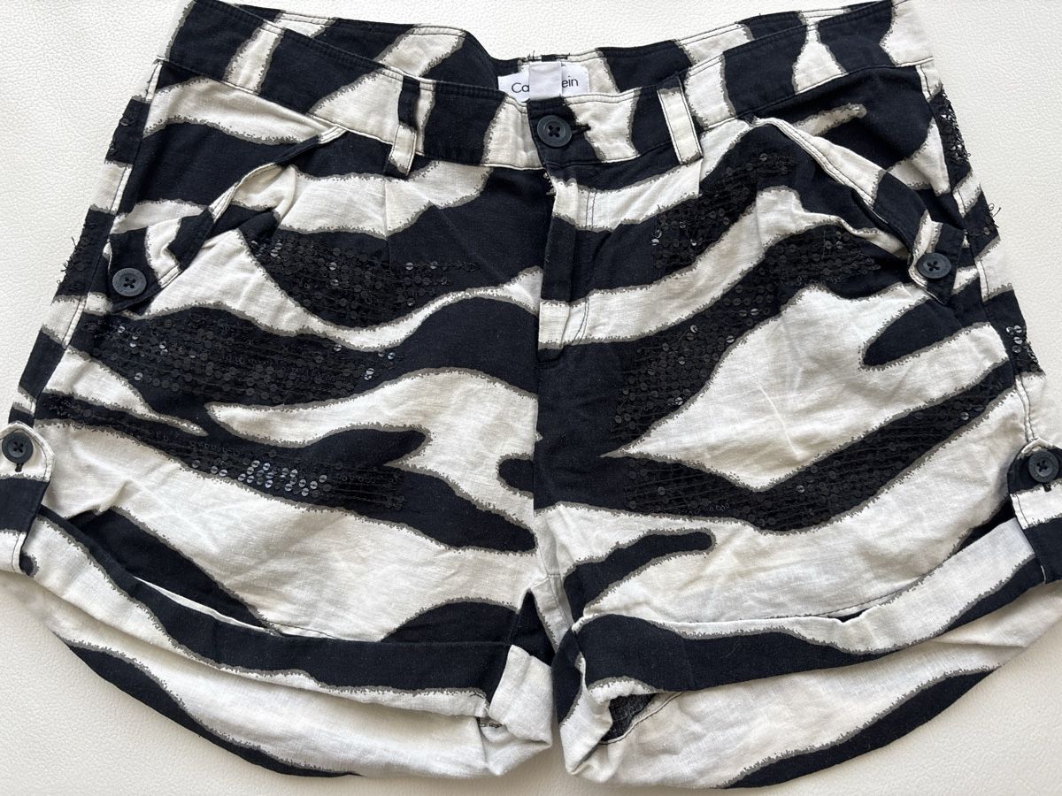 Calvin Klein Hosen: Calvin Klein Shorts, Zebra muster – Gebraucht aus Nebikon von Draga25 3