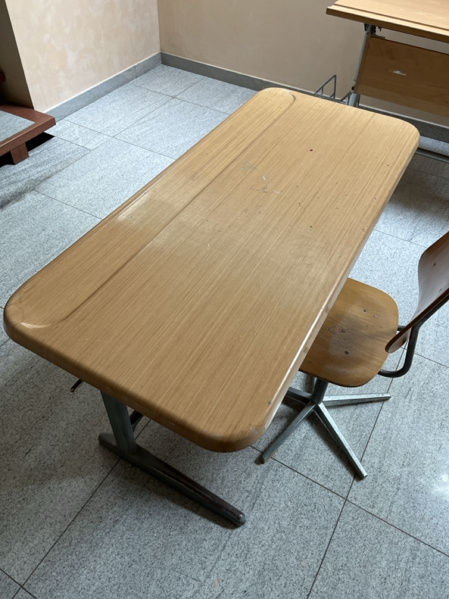 Schreibtische: Kinderschreibtisch – Gebraucht aus Stallikon von g_amisha 2