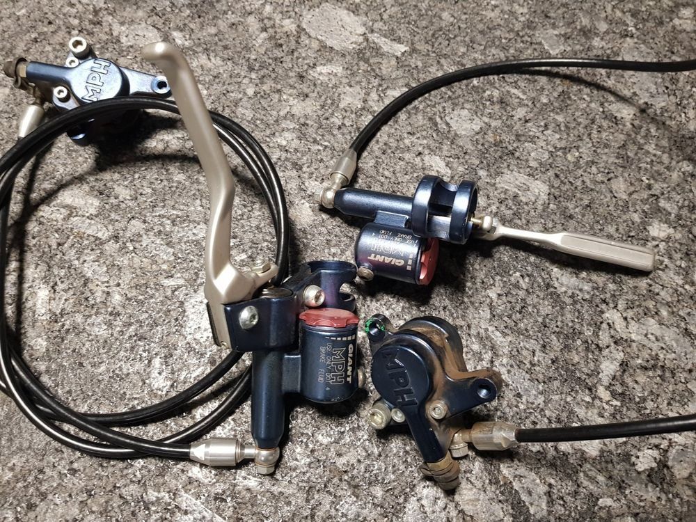 Giant Pezzi di ricambio: Nr.20 Giant MPH Hydraulik Scheibenbremssystem Set – Usato da Bern venduto da Occasions2025 4