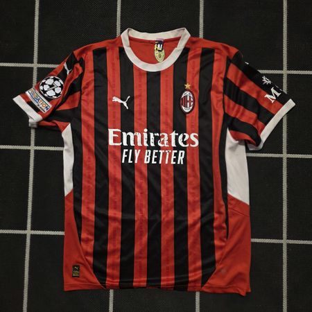 Maillot officiel AC Milan Home 2024/25 Puma UEFA 125 year