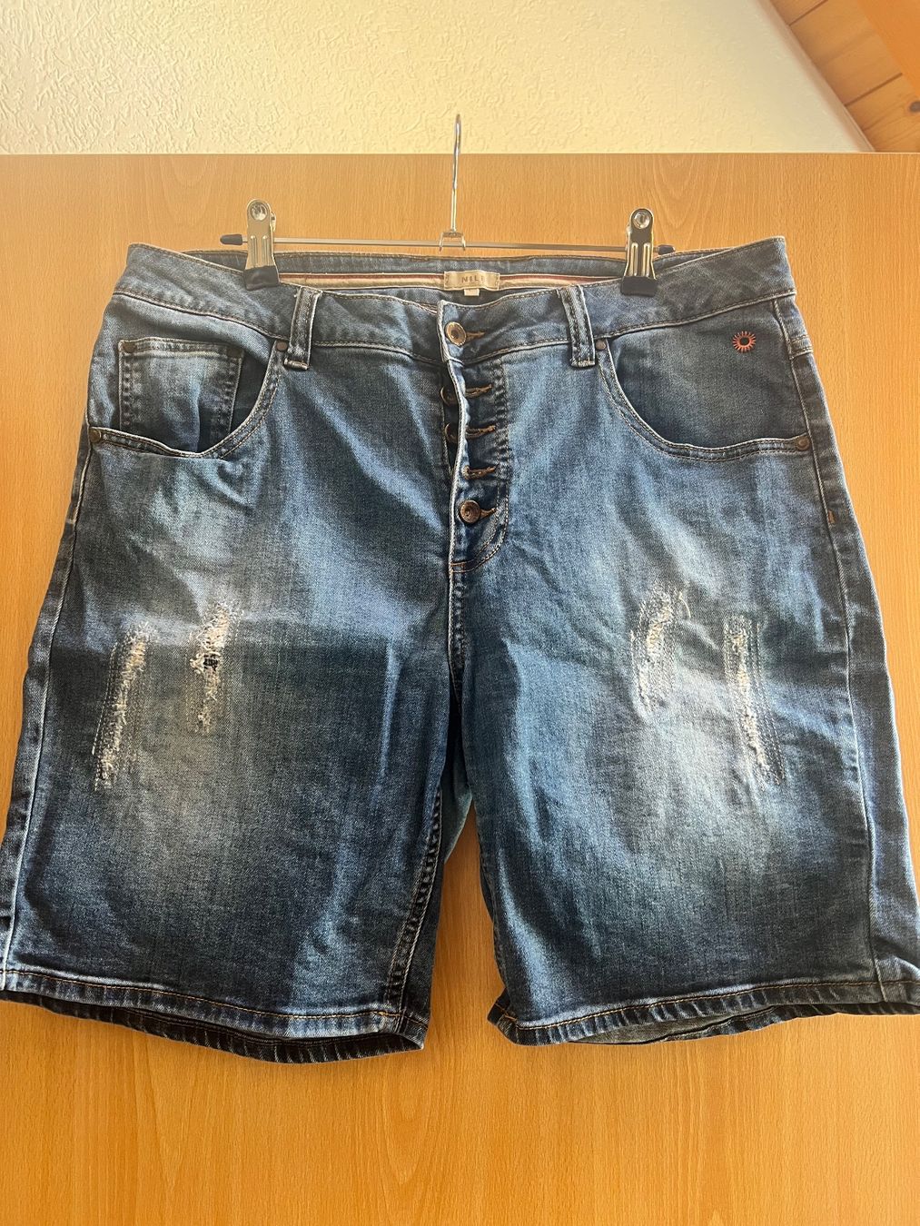 Nile Pantalons: Nile Jeans Shorts – D'occasion à Schmitten FR par MrsKingKerosin