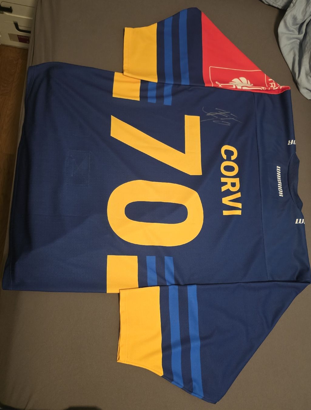 Gameworn Canottiere & Pantaloni: Enzo Corvi Gameworn HCD Davos CHL – Usato da Kilchberg ZH venduto da BlaugelbeMacht1921 1