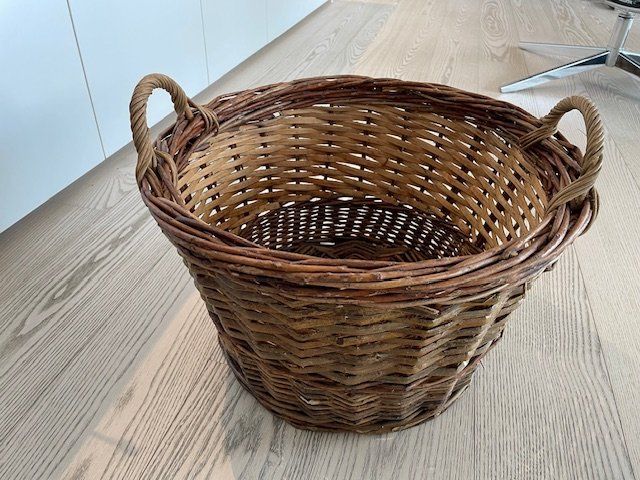 Altro per la casa: Vintage Korb Weide gross, Holzkorb, Erntekorb, Herbstdeko – Usato da Utzigen venduto da Mangaris 4