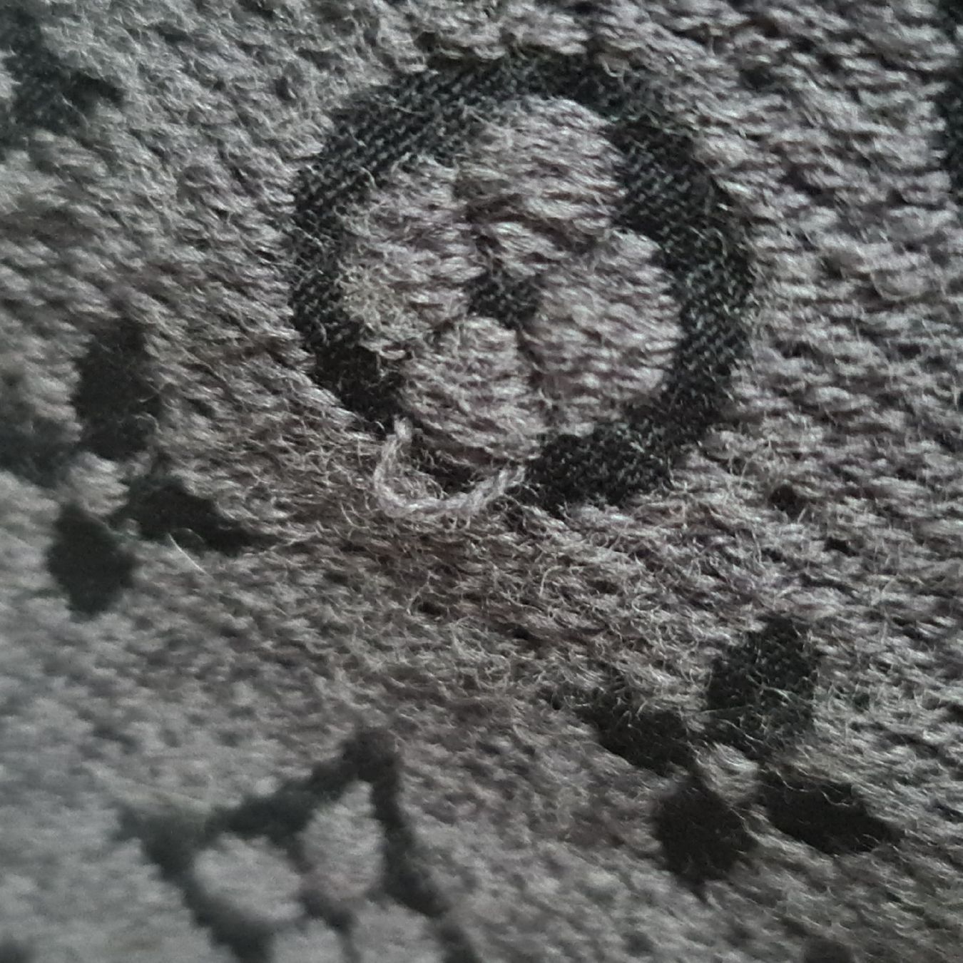 Louis Vuitton Foulards, Tücher & Schals: Écharpe Monogram Classic - Louis Vuitton – Gebraucht aus Renens VD von del_t2kx 6