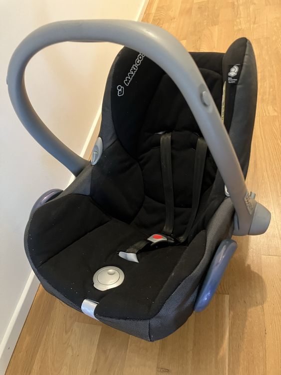 Maxi-Cosi Sièges auto: Maxi Cosi Babyschale Kindersitz – D'occasion à Uetikon am See par cezary01 1